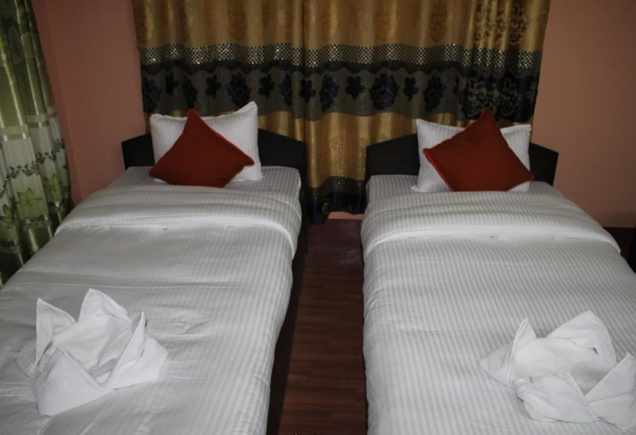 Travellers Dorm Bed & Breakfast Katmandu Dış mekan fotoğraf