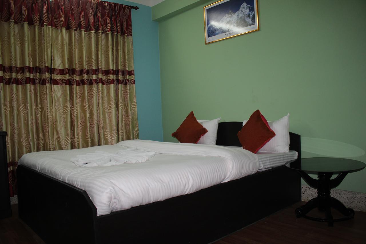 Travellers Dorm Bed & Breakfast Katmandu Dış mekan fotoğraf