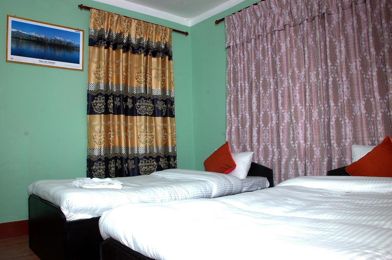 Travellers Dorm Bed & Breakfast Katmandu Dış mekan fotoğraf