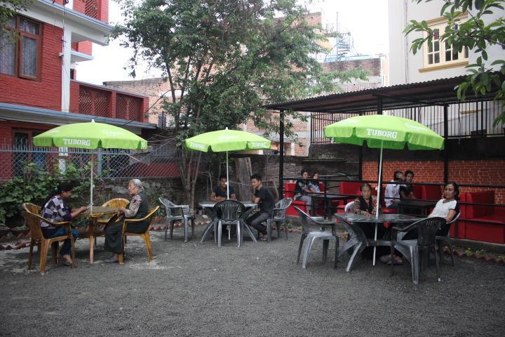 Travellers Dorm Bed & Breakfast Katmandu Dış mekan fotoğraf